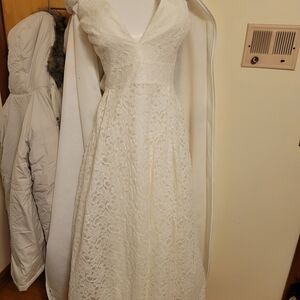 Elegant White Lace Dress